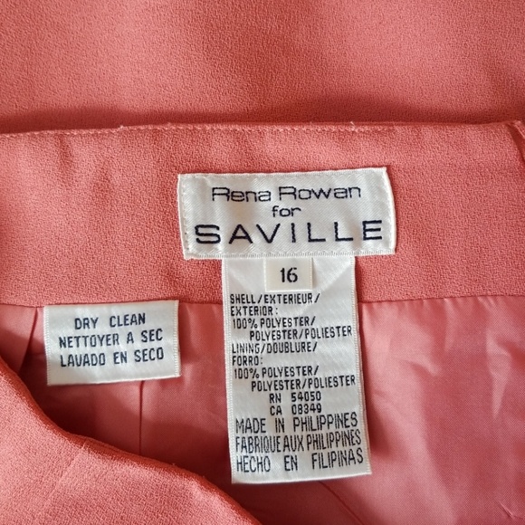 Skirt - Picture 4 of 8